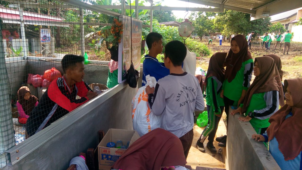 Kegiatan peduli sampah